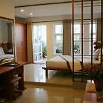 New Star Hotel